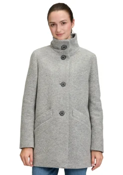 AMBER AND JUNE MANTEL