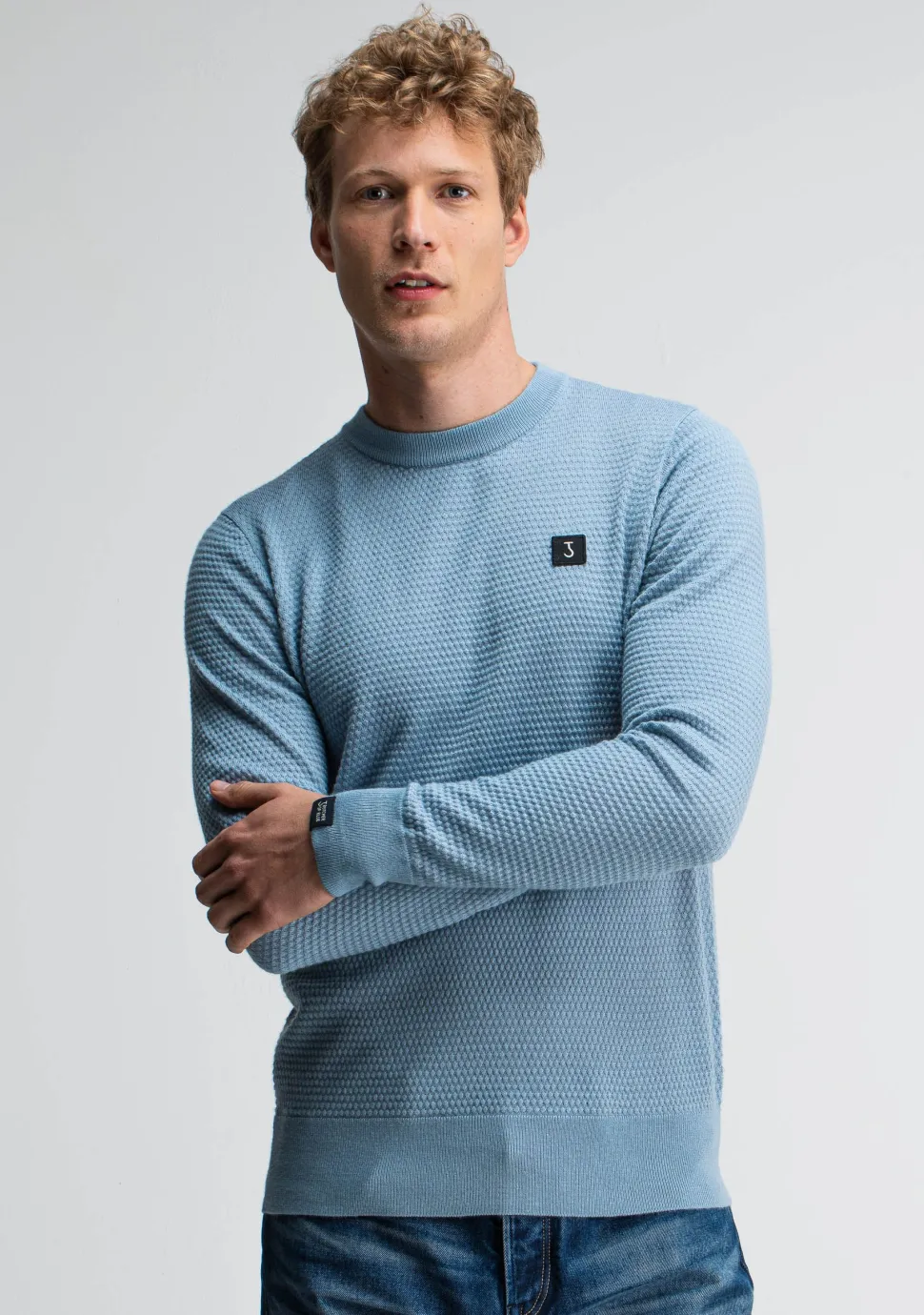 BUTCHER OF BLUE SWEATER