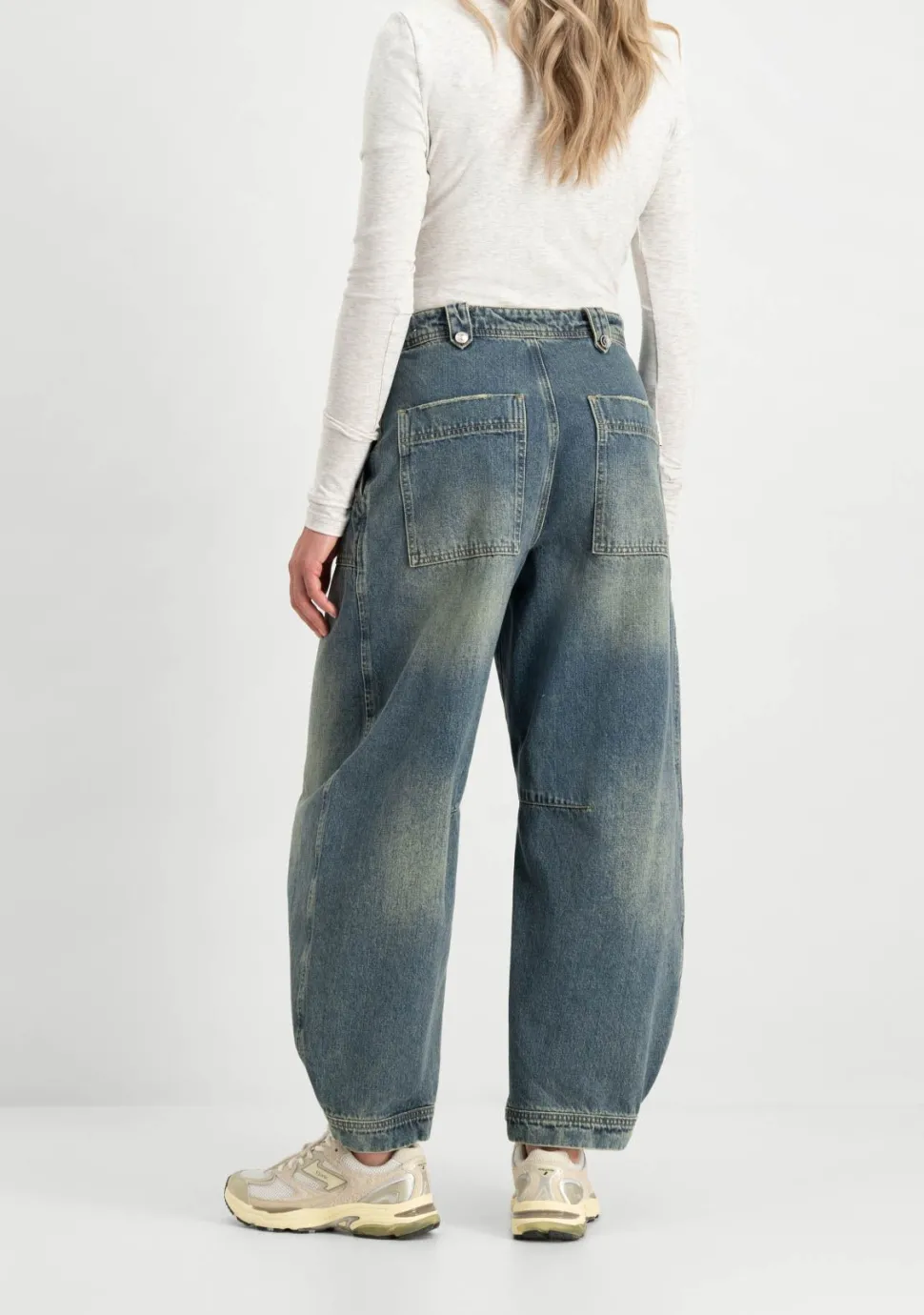 CIRCLE OF TRUST JEANS
