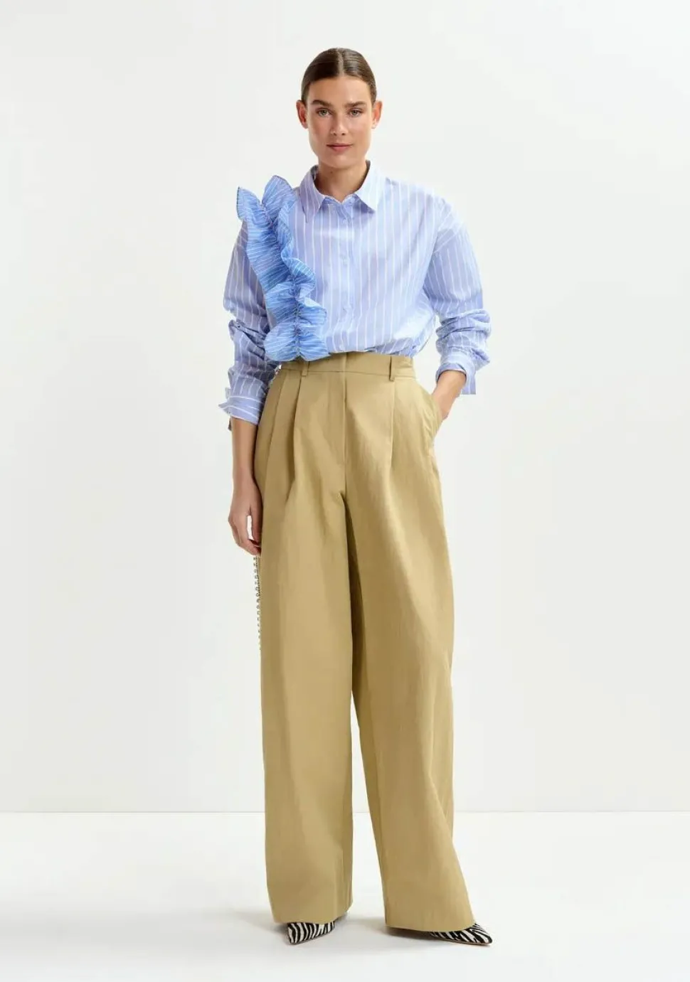 ESSENTIEL ANTWERP BLOUSE