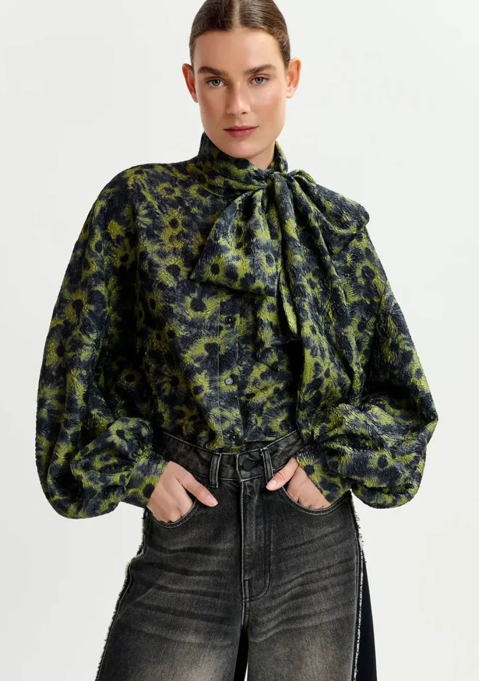 ESSENTIEL ANTWERP BLOUSE
