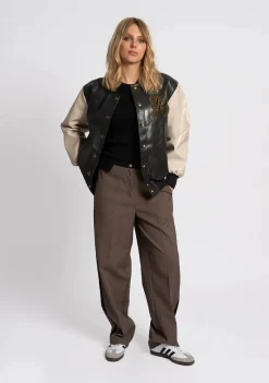 FIFTH HOUSE BOMBERJACK