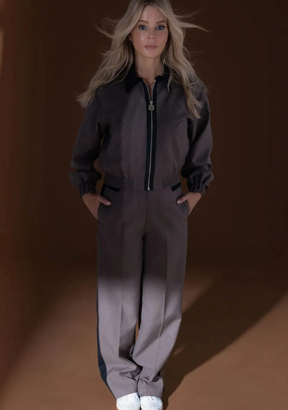 FIFTH HOUSE BOMBERJACK