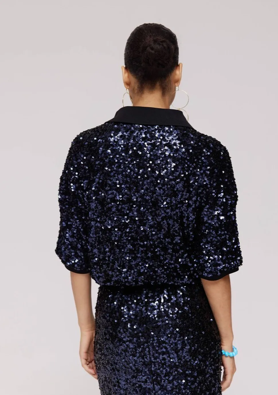 HARPER & YVE TRUI KORTE MOUW