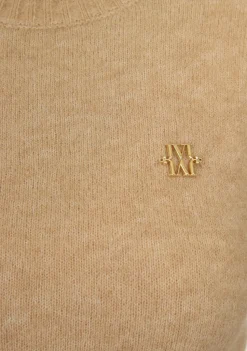 JOSH V TRUI KORTE MOUW