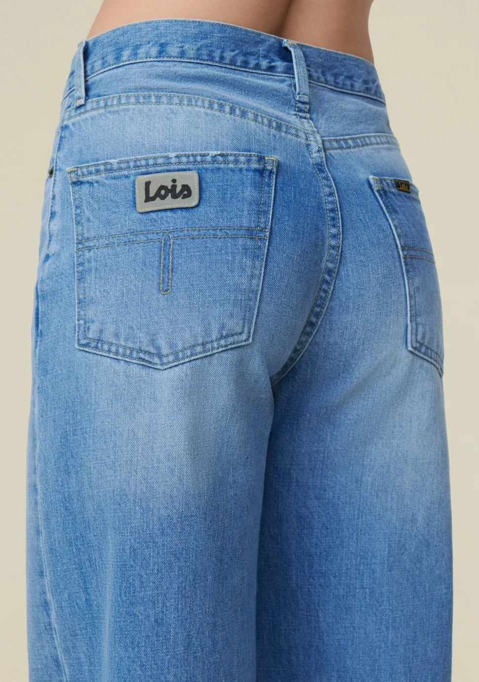 LOIS JEANS