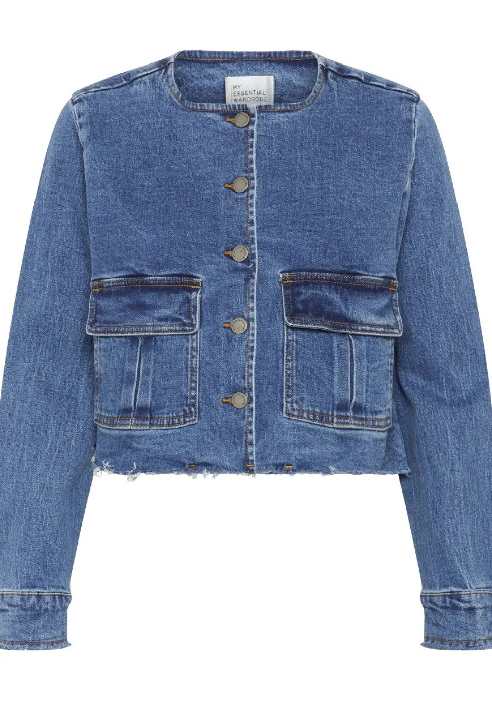 MY ESSENTIAL WARDROBE JASJE