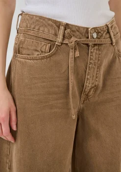 MY ESSENTIAL WARDROBE JEANS