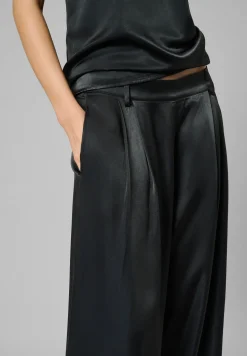 MY ESSENTIAL WARDROBE PANTALON