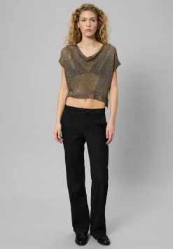 MY ESSENTIAL WARDROBE SHIRT