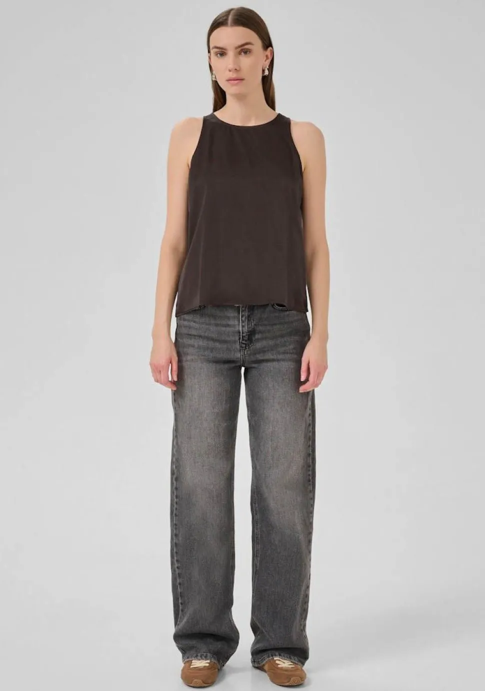 MY ESSENTIAL WARDROBE TOP