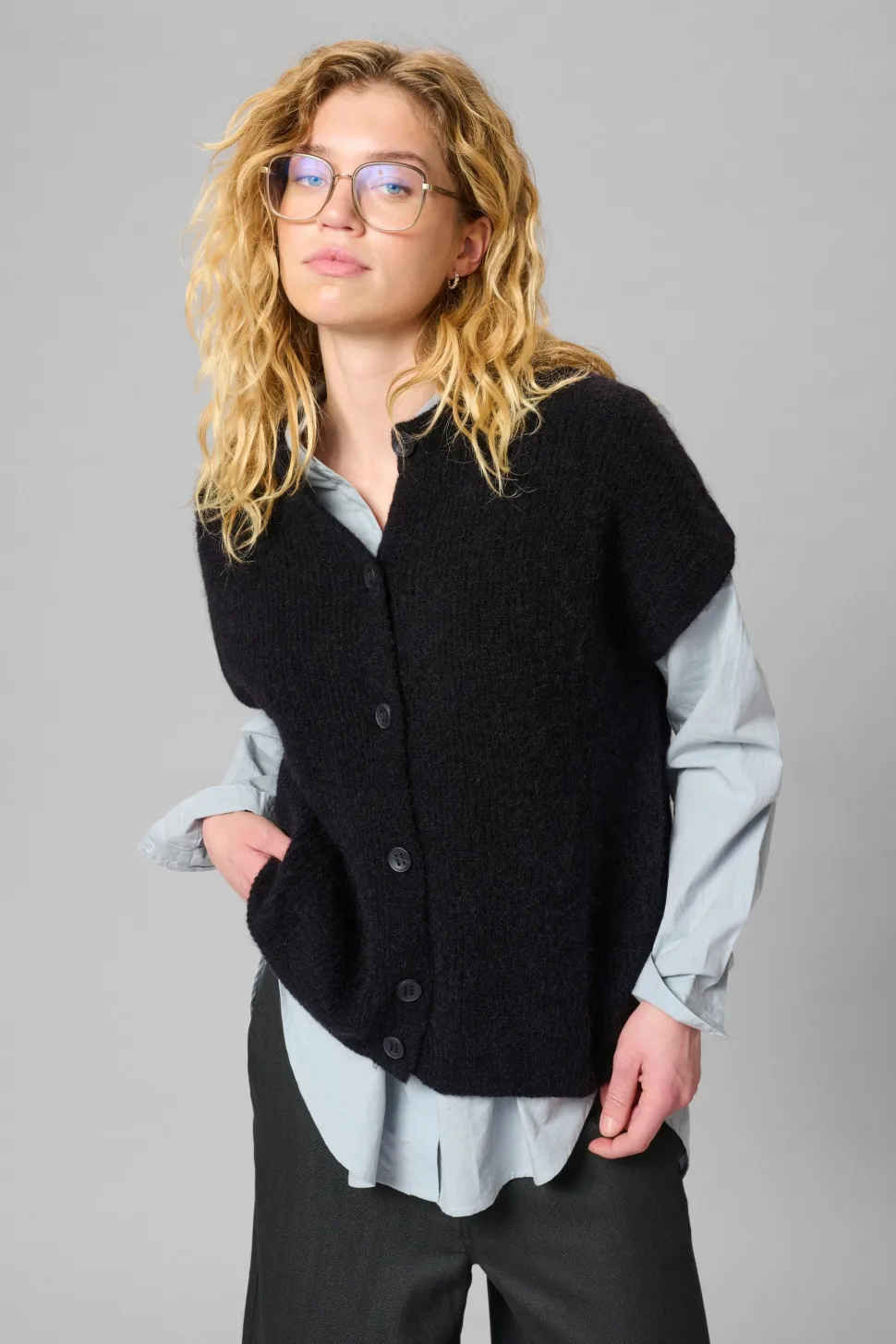 MY ESSENTIAL WARDROBE VEST