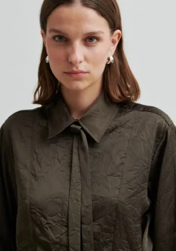 SECOND FEMALE BLOUSE