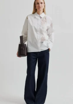 SECOND FEMALE BLOUSE