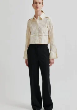 SECOND FEMALE BLOUSE