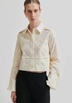 SECOND FEMALE BLOUSE