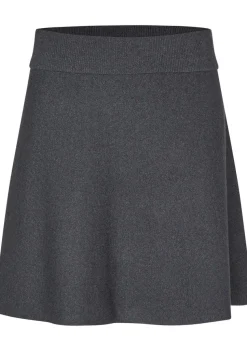 SECOND FEMALE KORTE ROK