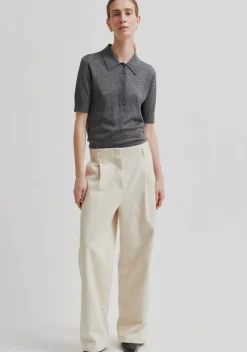 SECOND FEMALE TRUI KORTE MOUW