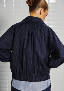 WITH BLACK BOMBERJACK